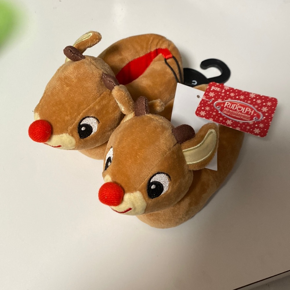 🆕Rudolph Kids Slippers size 3